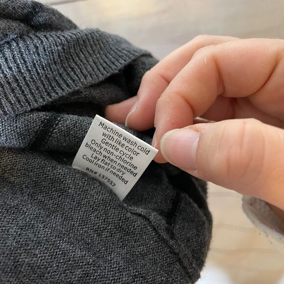 Pixley for Stirch Fix grey striped open back top size small - Picture 9 of 9